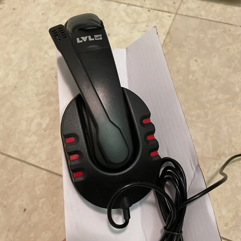 Brand New gaming headset, works for any type of gaming console